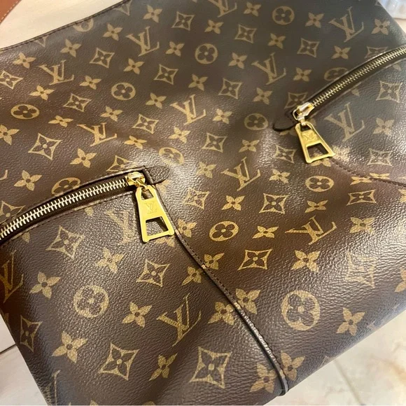 Louis Vuitton Melie Monogram Canvas Hobo Tote / Shoulder Bag - Picture 9 of 16